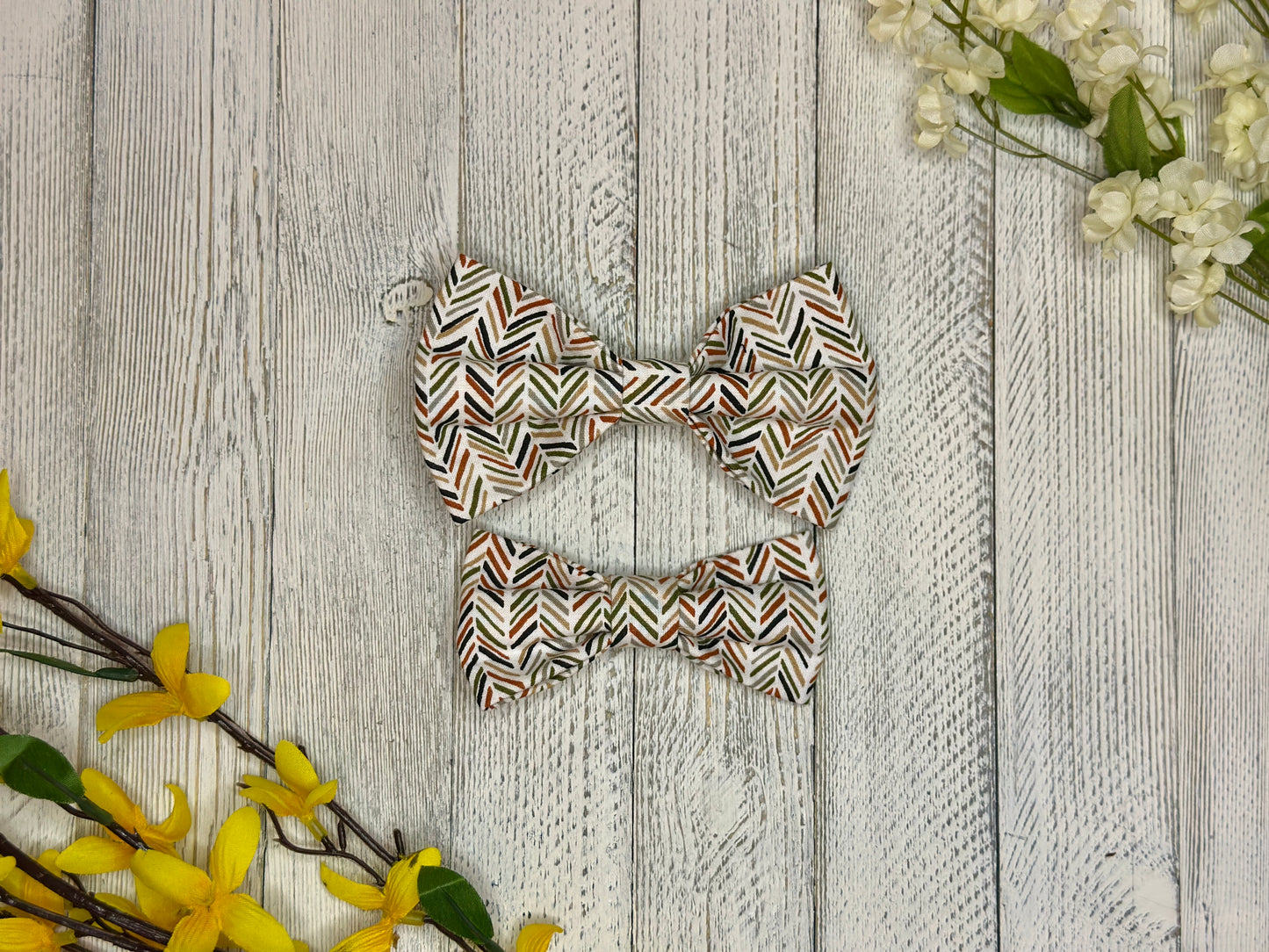 Out of the Jungle Arrow Clip-on Bow Tie
