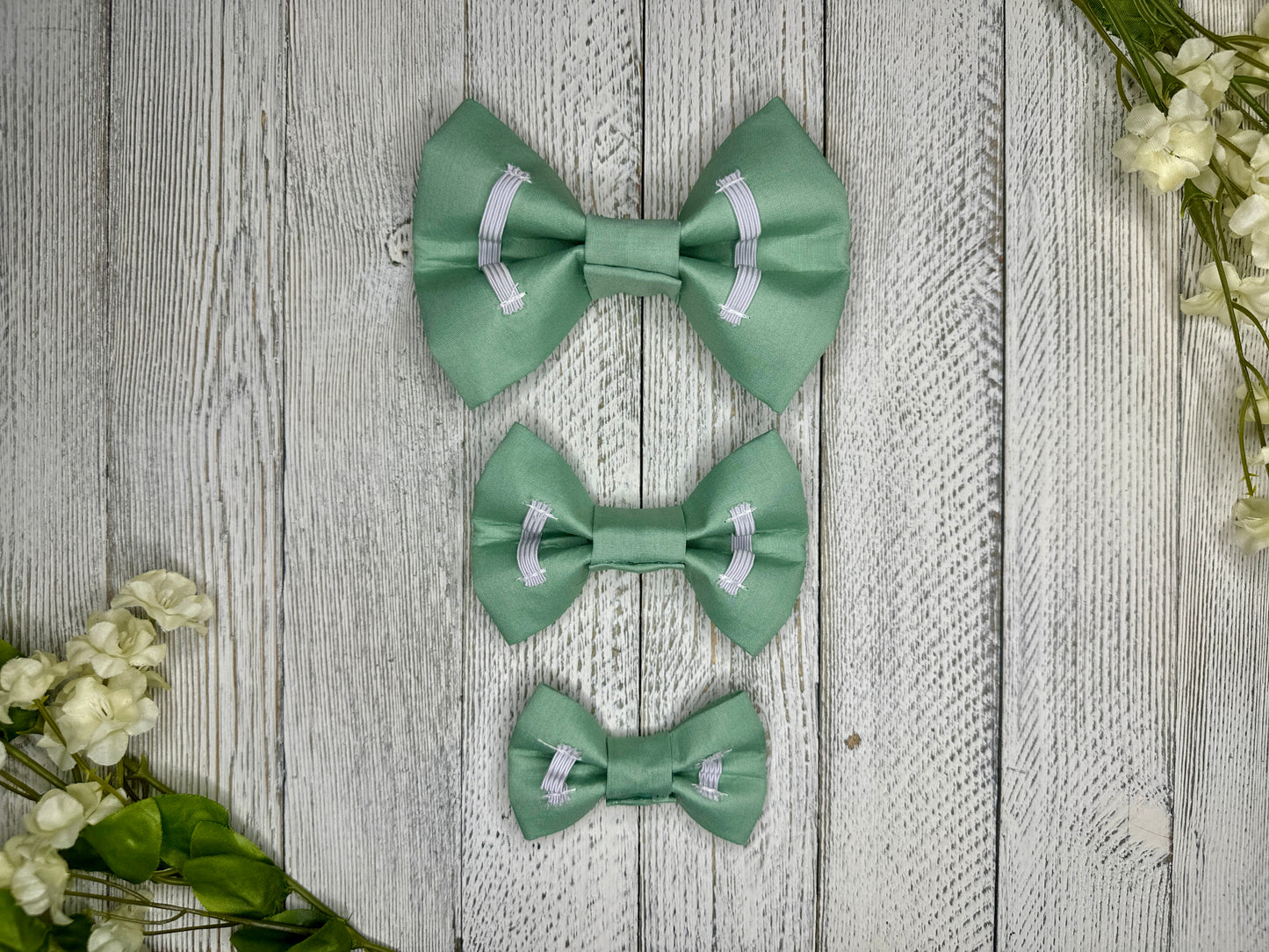Quiet Moss Slip-on Bow Tie