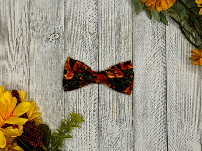 Spooky Jack-O-Lantern Clip-on Bow Tie