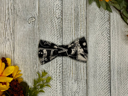 Mystic Mutt Reading Clip-on Bow Tie