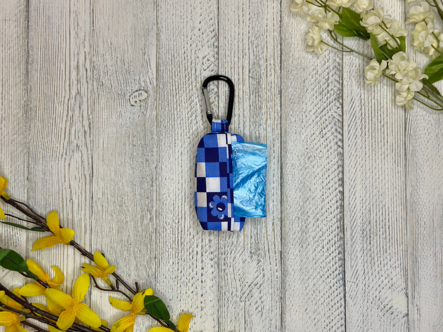 Checkered Flower Poop Bag Holder