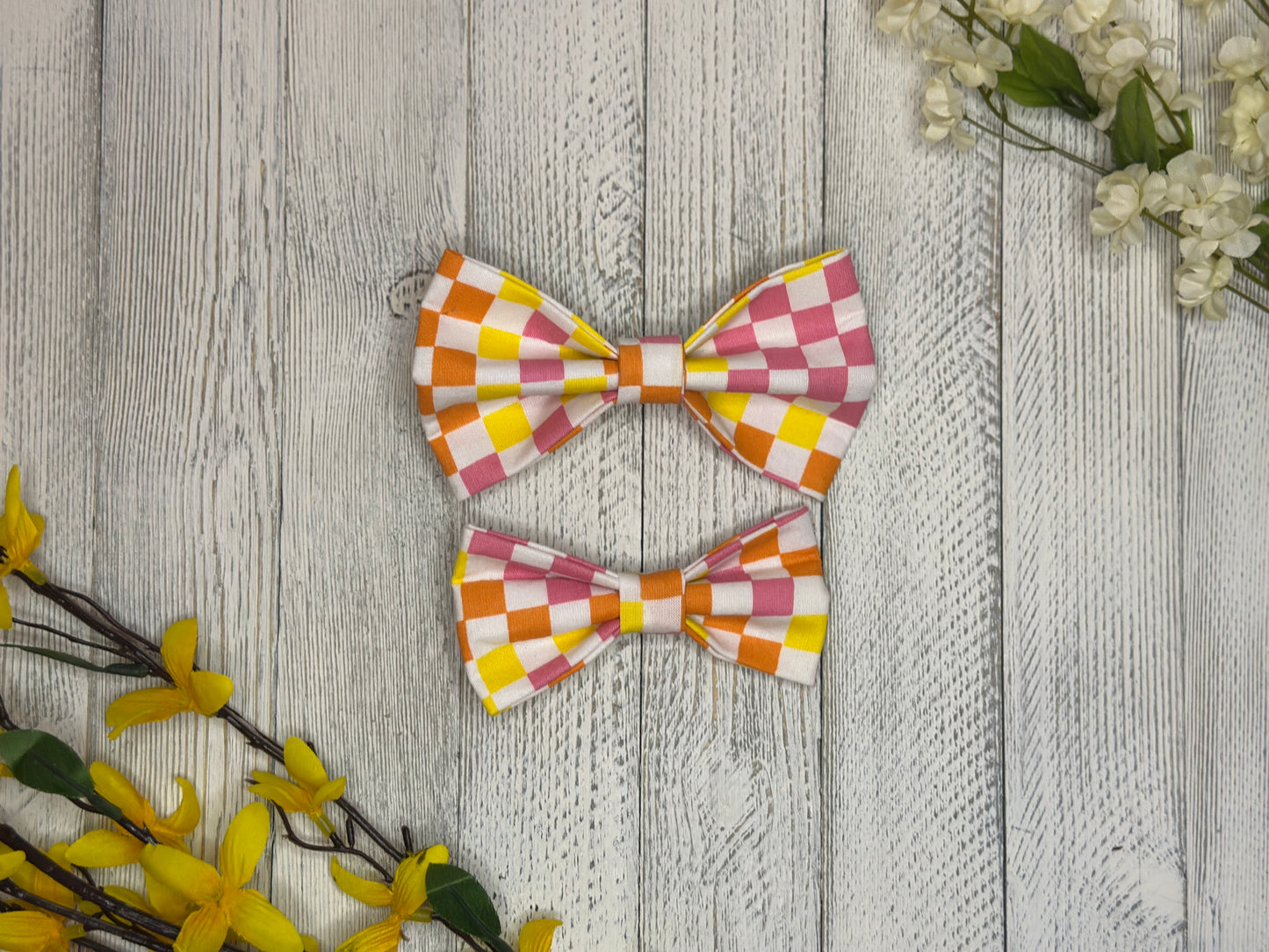 Retro Checkered Clip-on Bow Tie