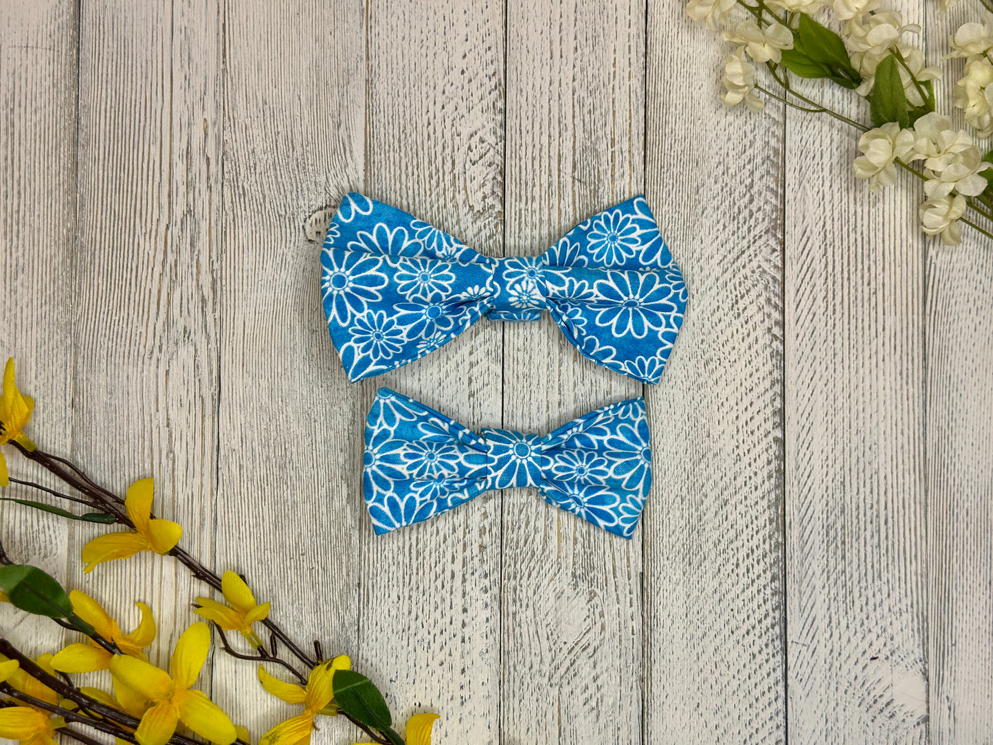 Vibrant Blue Daisy Clip-on Bow Tie