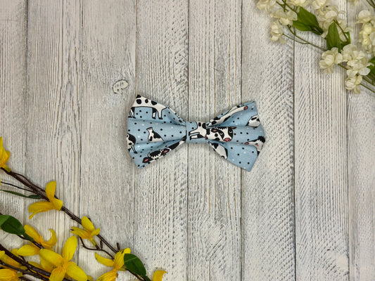 Legen-dairy Cows Slip-on Bow Tie