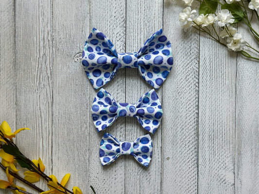 Watercolor Blueberry Slip-on Bow Tie