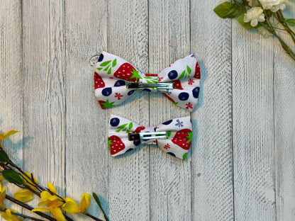 Pick-a-berry Clip-on Bow Tie